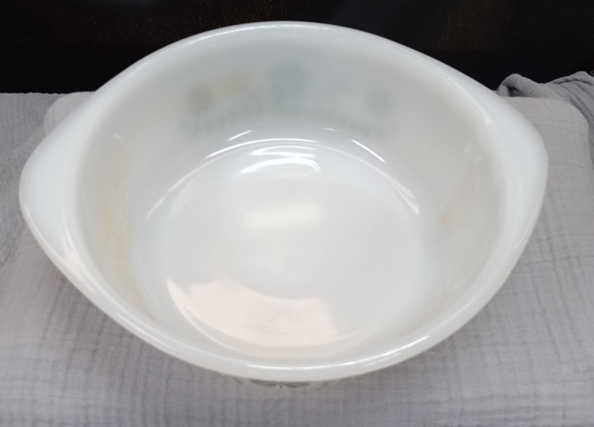 VTG GLASBAKE GREEN DAISY 8.5” J514 2 QT CASSEROLE