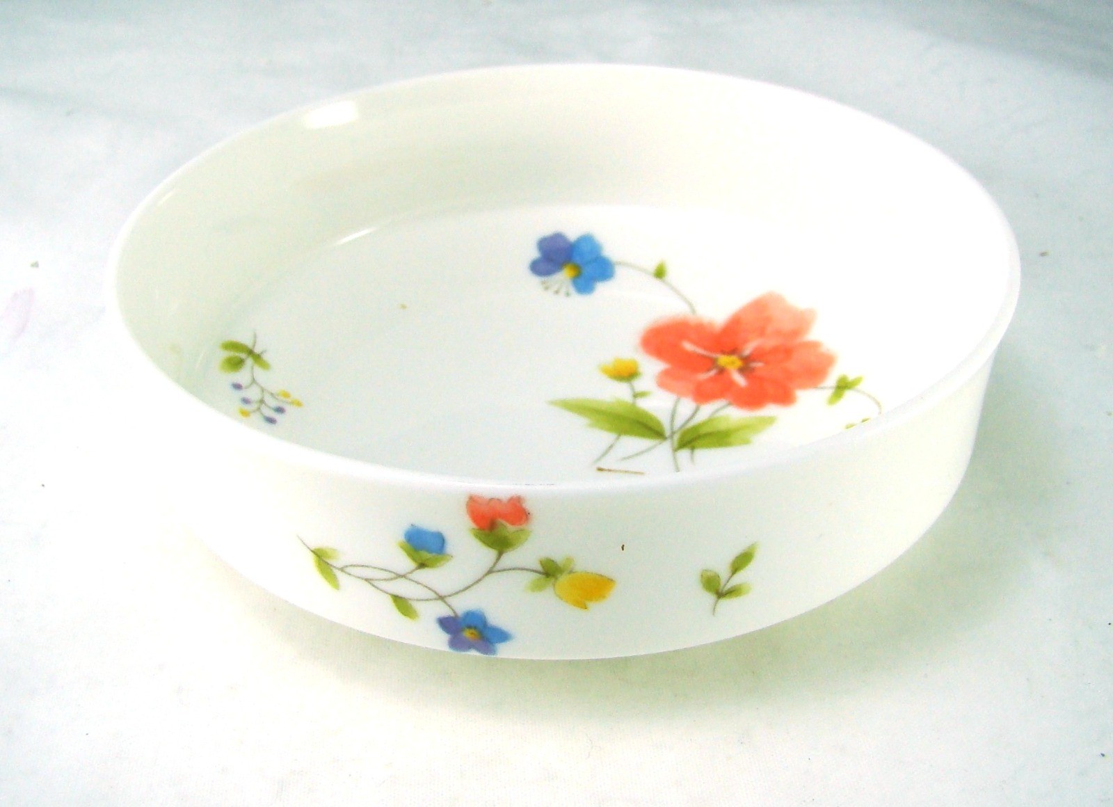Mikasa Bone China Narumi Japan JUST FLOWERS A4-182 Fruit Dessert Bowl(s)