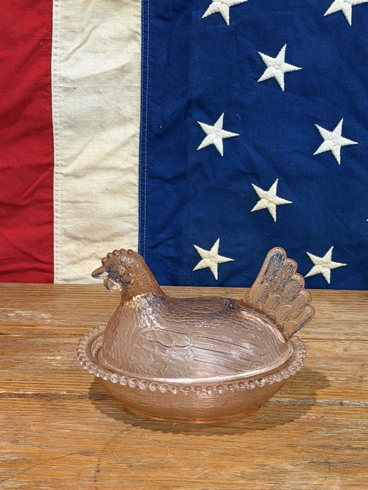 VTG Indiana Glass Hen On A Nest Candy Dish Pink/Peach Glass Excellent Condition