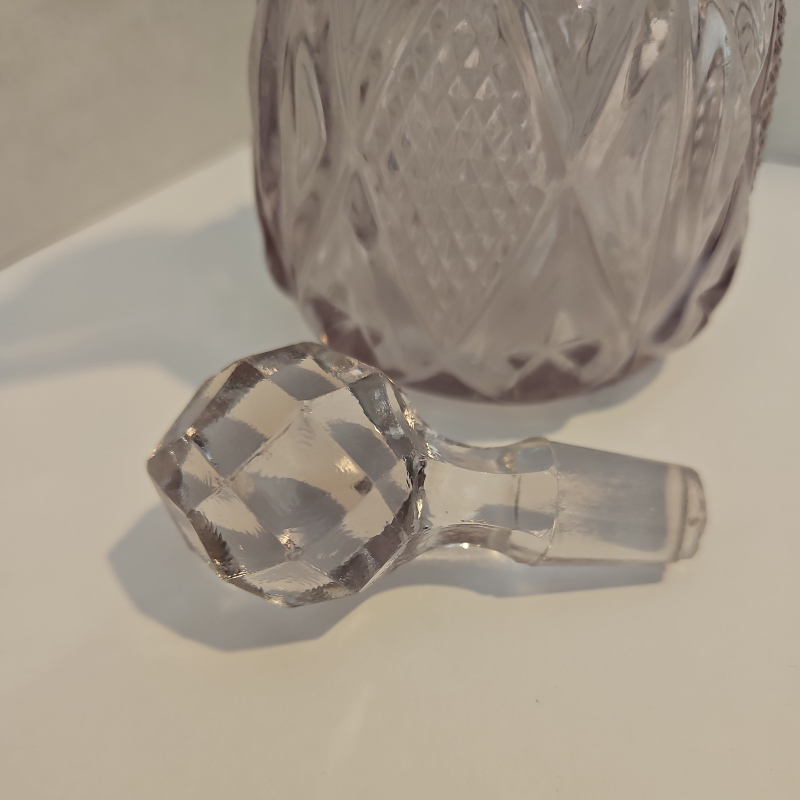 Diamond Cruet Violet Tinge #488 Ohio Flint Glass Co. Dunkirk, Indiana EAPG