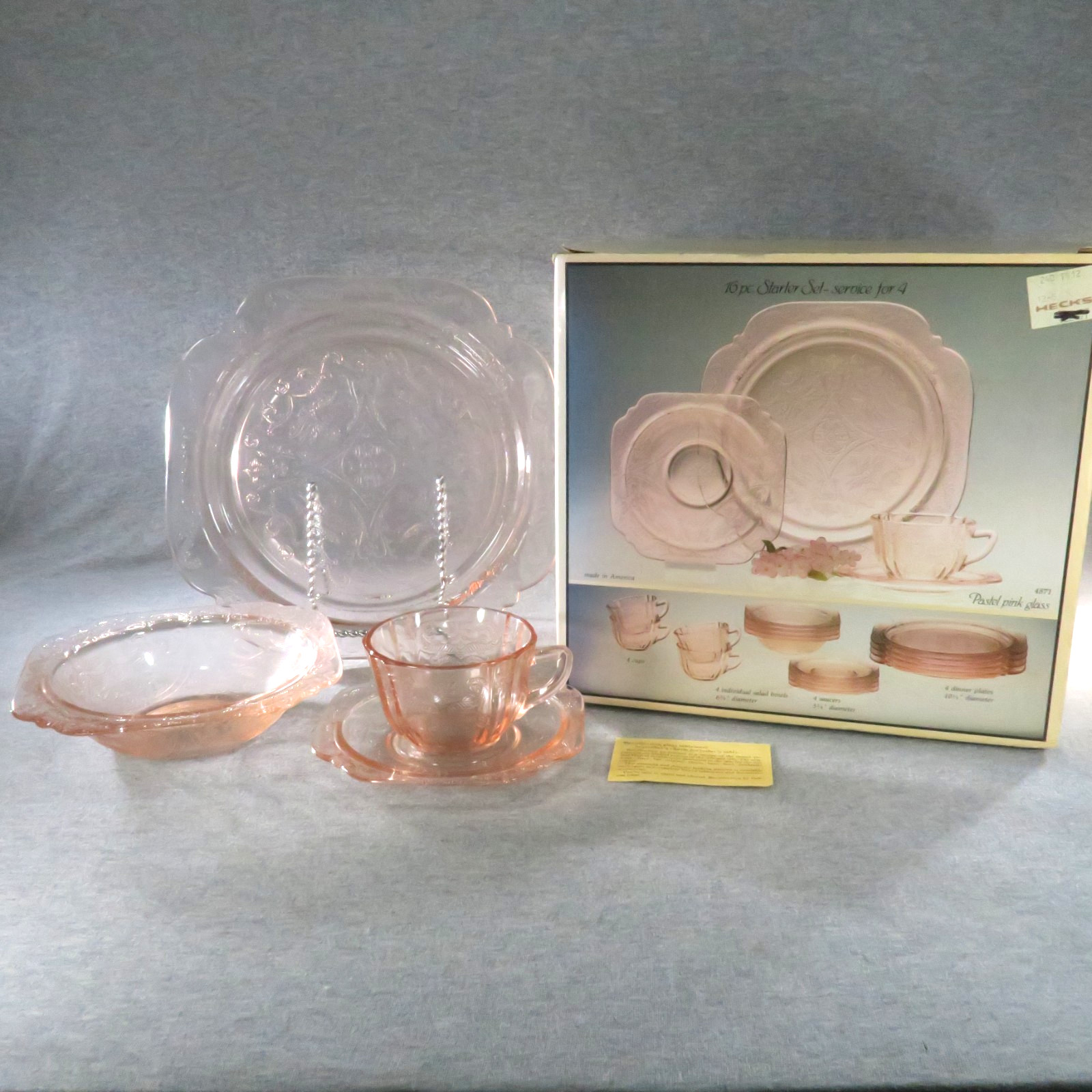 Indiana Glass Pastel Pink Recollection Place Settings for 4 in Madrid Pattern