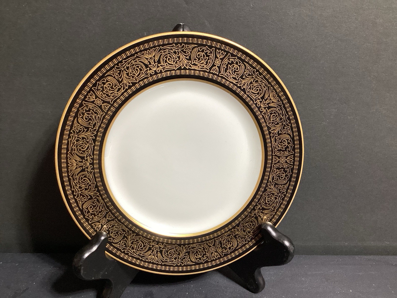 MIKASA MOUNT HOLYOKE Individual 6 1/2″ Bread Plates Gold Trim (JM13-042025)