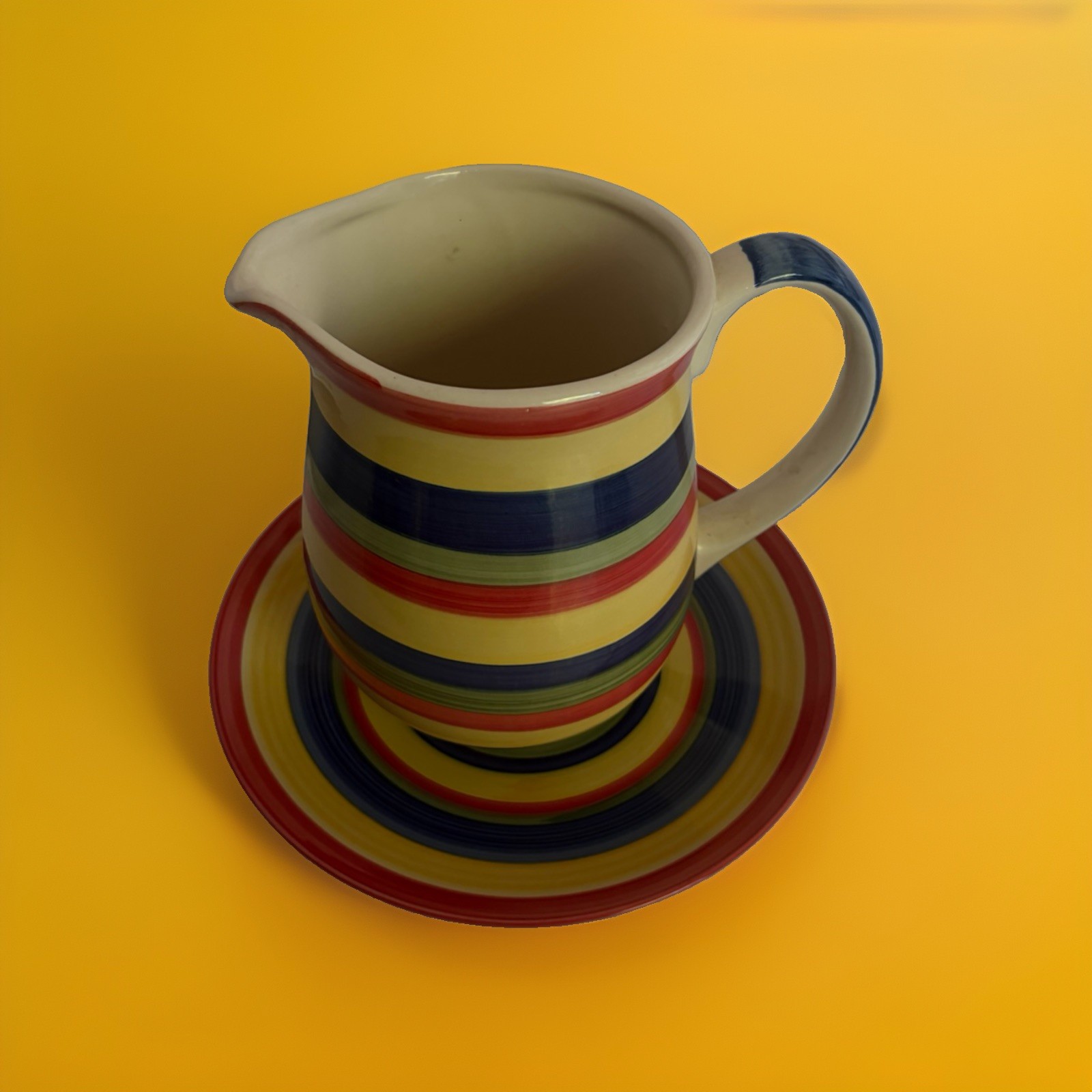 Tabletops Unlimited Swirl Multicolor Pitcher 64oz & 10.5″ Dinner Plate Set VTG