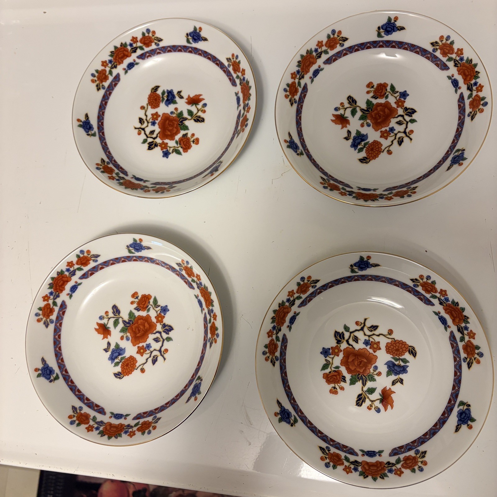 Set of 4 Crown Ming Soup/Salad Dishes with Gold Trim Floral Design