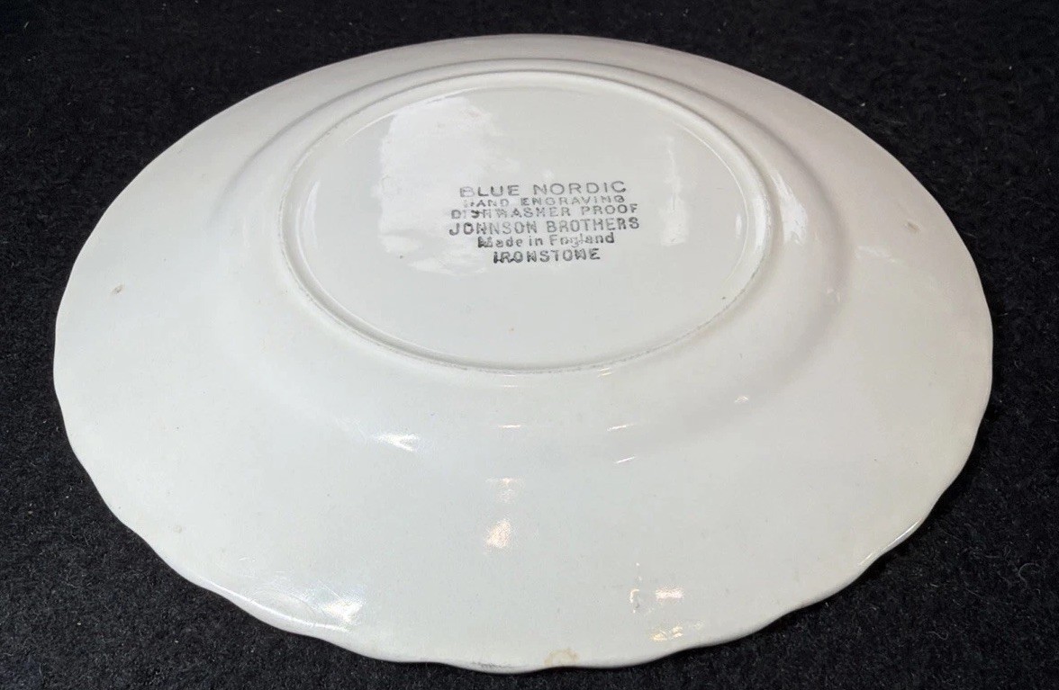“Blue Nordic”Hand Engraved Johnson Bros. Ironstone England Plate 6.25 In EUC VTG