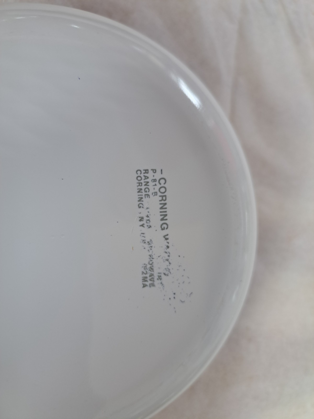 Corning ware Wildflower 1 pint pan with handle P-81-B with no lid Flowers