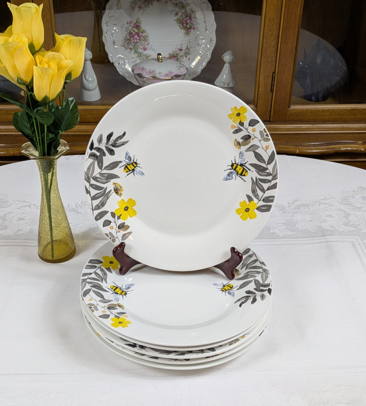 24 ROYAL NORFOLK BUMBLEBEE & FLOWERS Service for 6, Dinner Salad Plate Bowl Mugs