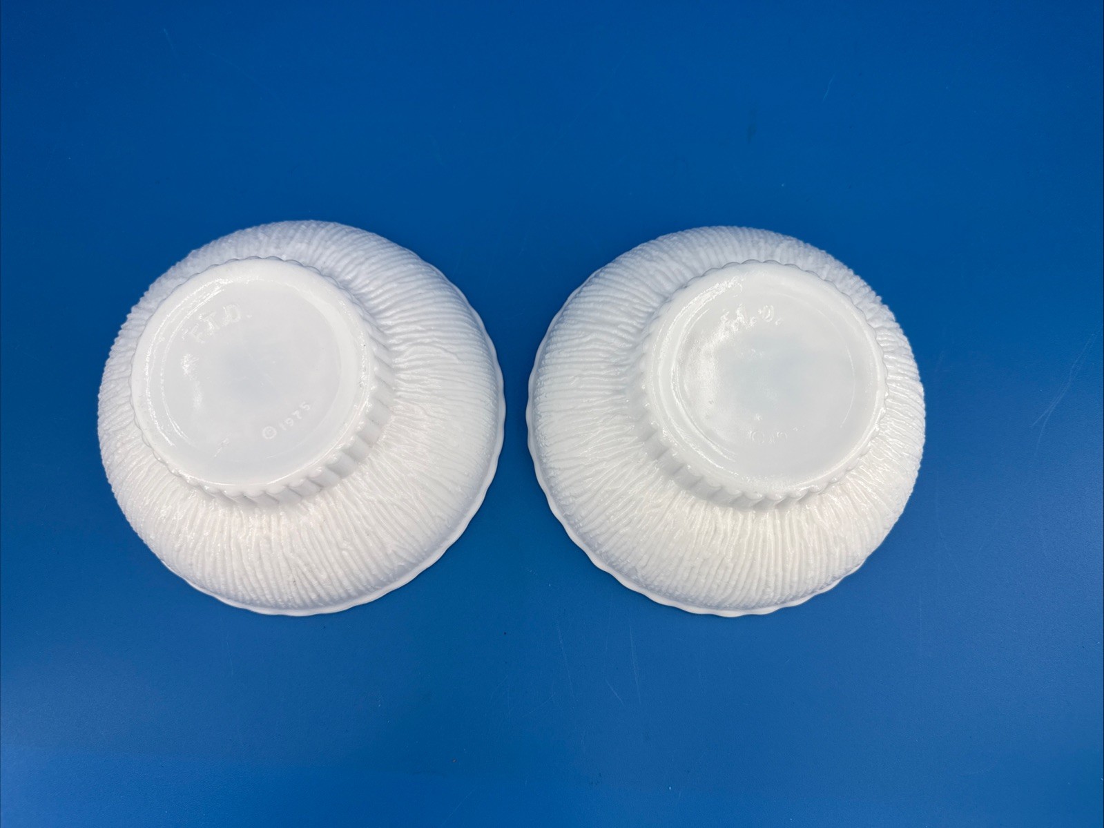 Vtg Lot Of 2 FTD Milk Glass Bowl Flower/ Planter /Candy Dish Bark Pattern 1975