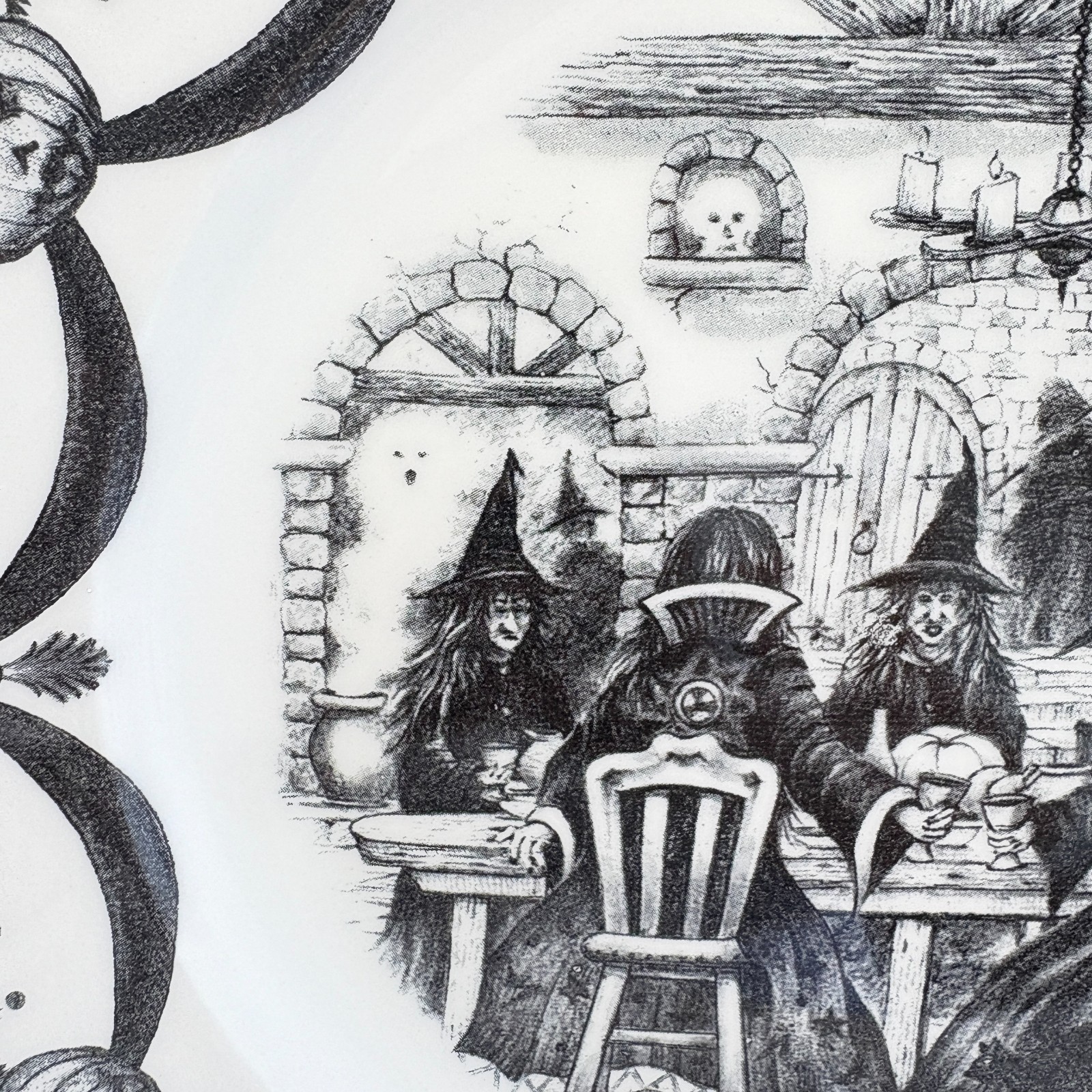 Royal Stafford Halloween Coven Witches Around The Table Dinner Plates Set 4 RARE