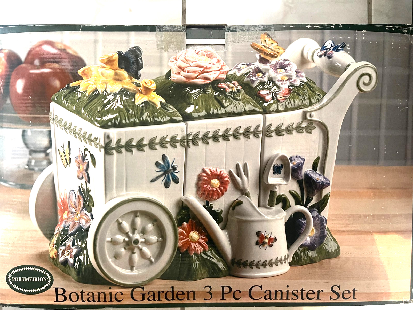 PORTMEIRION BOTANIC GARDEN 3 PIECE CANISTER SET NEW IN BOX W/ FLOWER DECOR