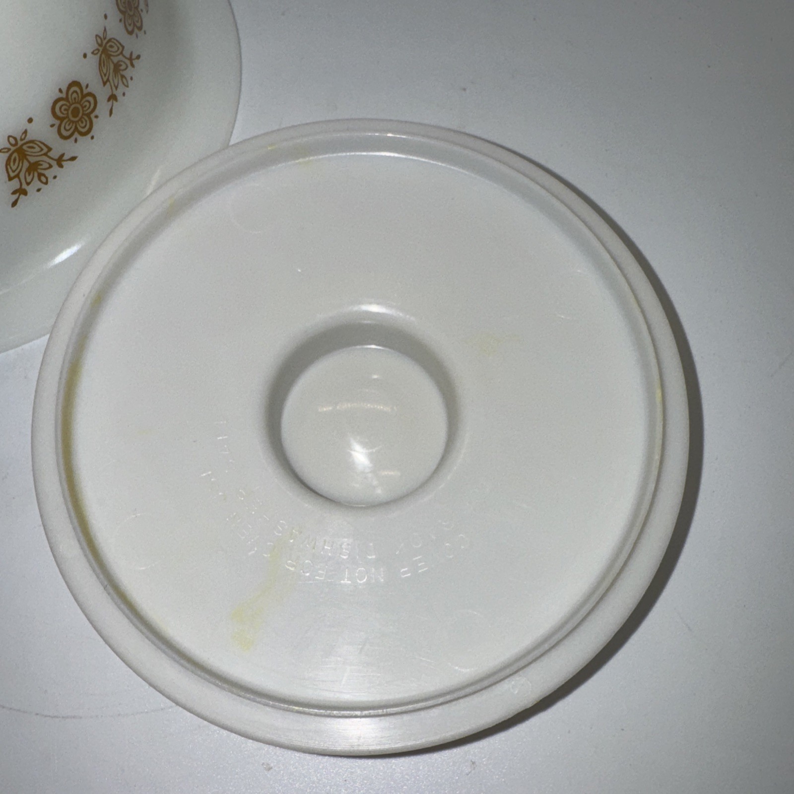 Vintage Pyrex Butterfly Gold Butter Tub w Plastic Lid