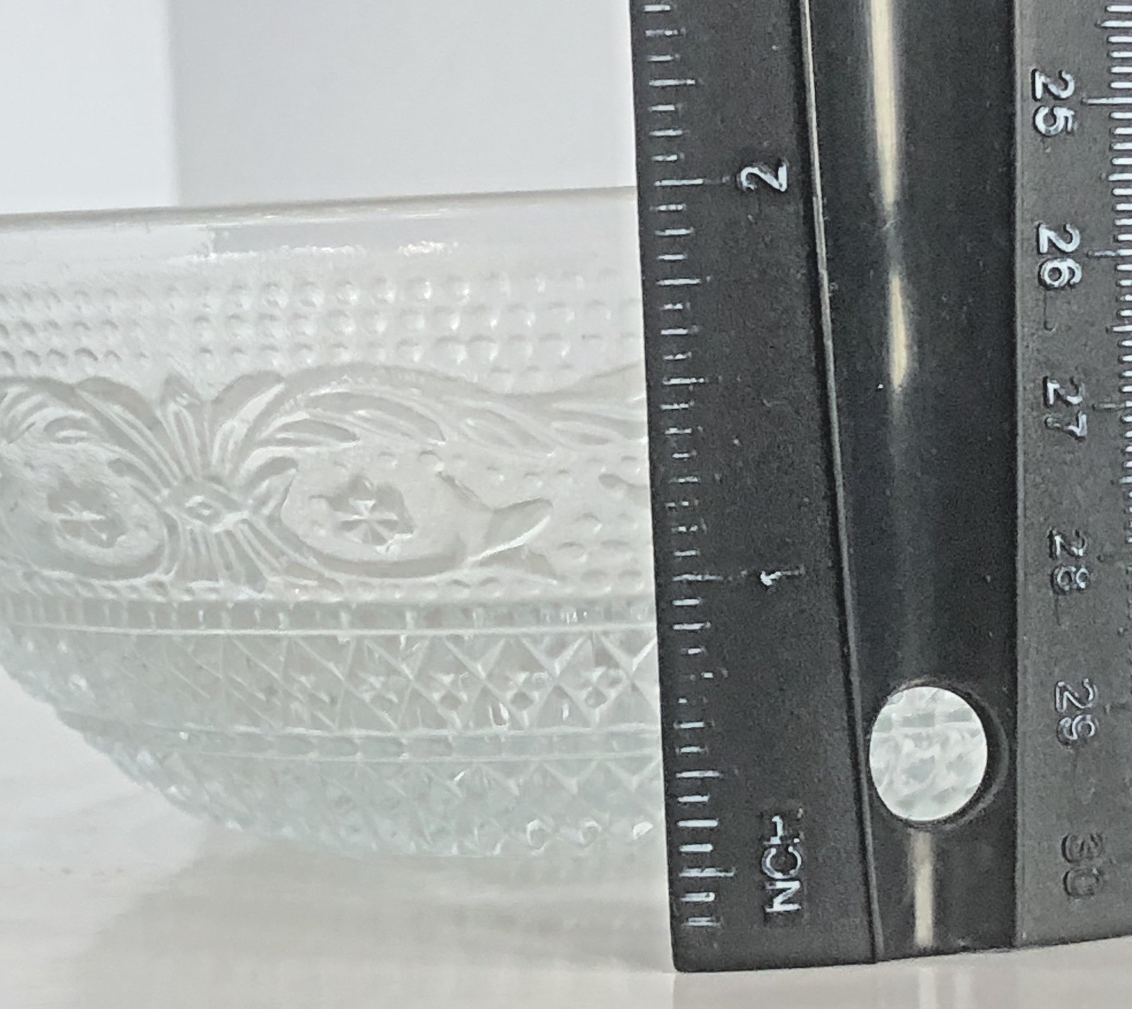 Vtg KIG Malaysia Crystal Sandwich Fleur de Lis Pattern Bowls 5 3/8″ Clear Set 2
