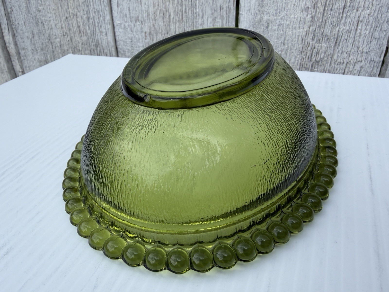Vintage Indiana Glass Green Pressed Glass Hen on Nest Bowl Beaded Rim HON *read*