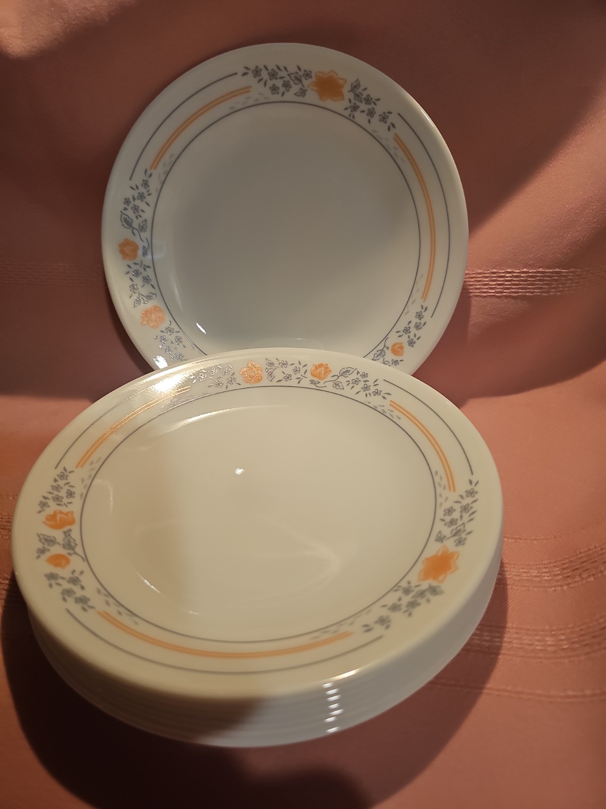8 Apricot Grove pattern Corelle Dinnerware Dessert Bread Plate. 6 3/4 Inches