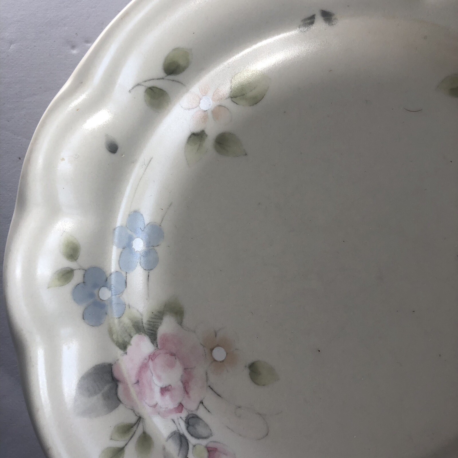 Vintage Pfaltzgraff Tea Rose Salad Plates 7.25″ USA Stoneware Ivory Set of 5