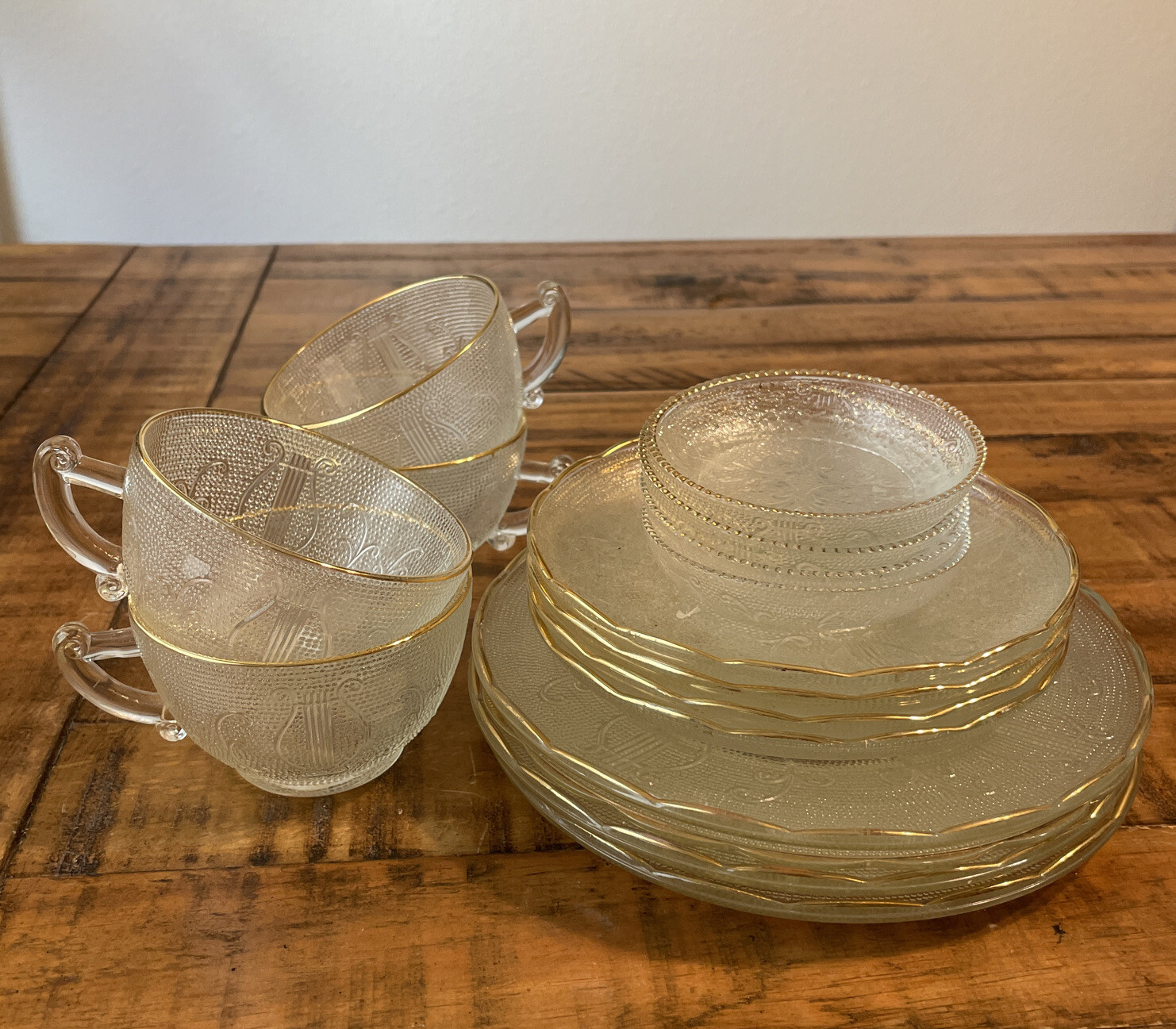 4 Jeannette HARP CRYSTAL ” CUPS & SAUCERS * 4 Ashtrays/coasters & 4 Salad Plates