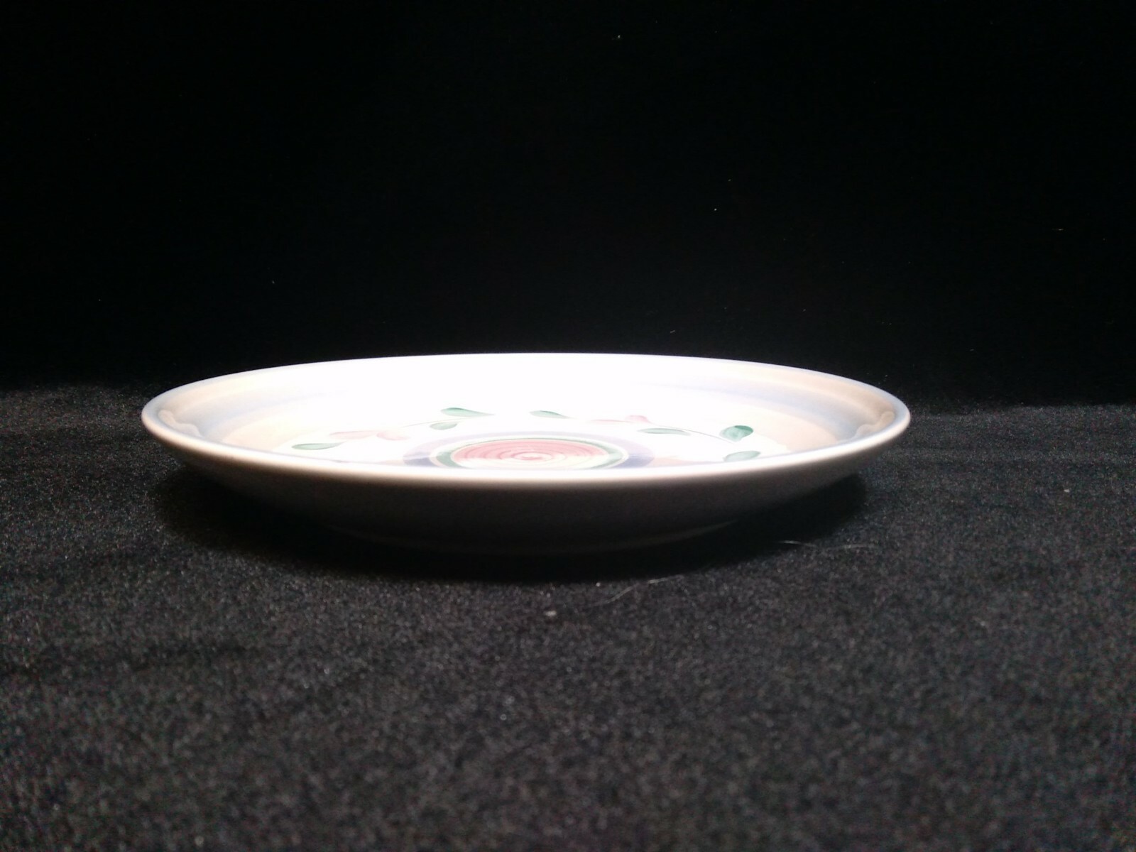 4 International China Porto Salad/Dessert Plate #033 TableWorks 7.75″D