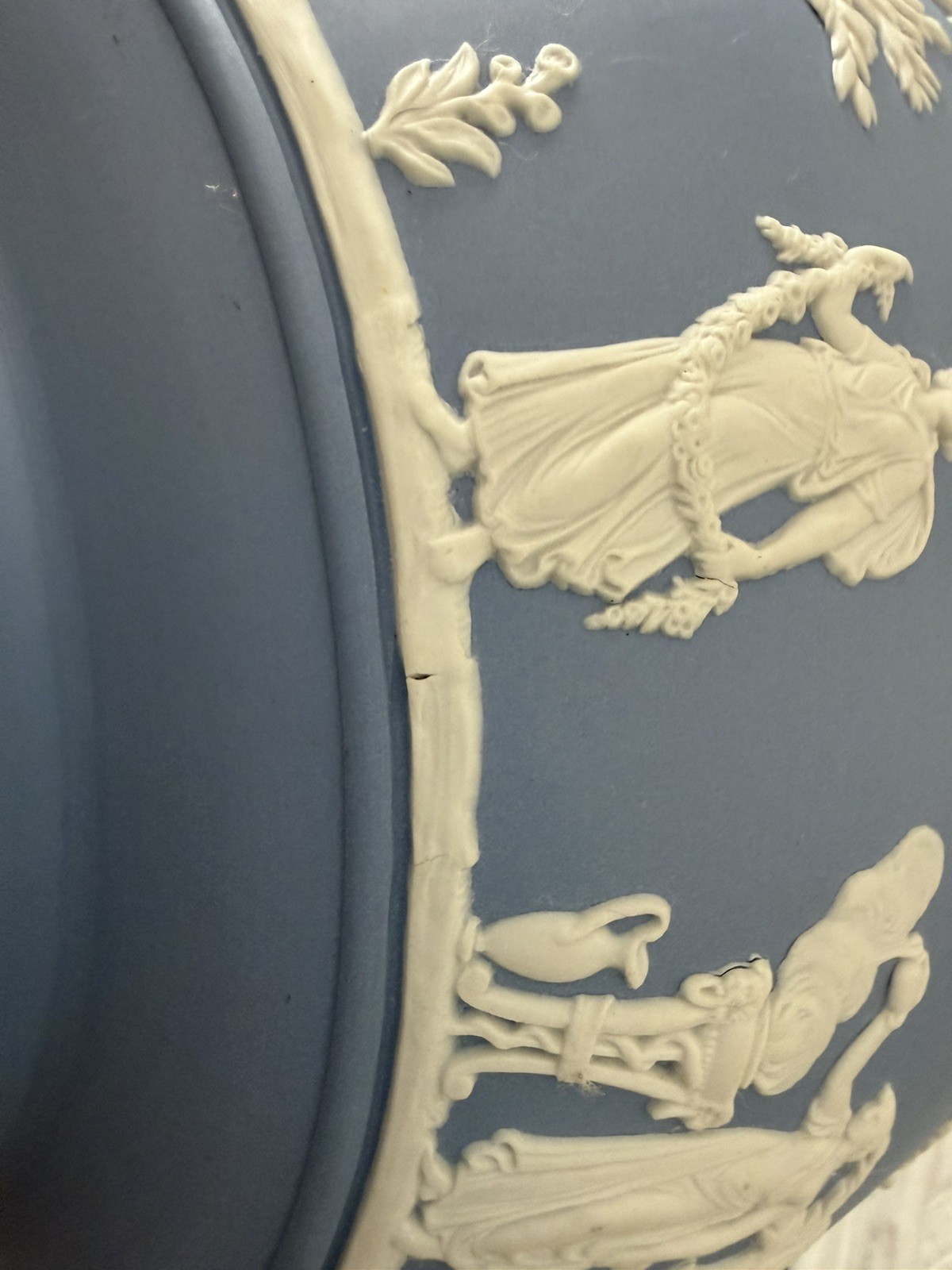 Vintage Wedgwood Blue Jasperware Neoclassical Sacrifice 8″ Bowl -Made in England