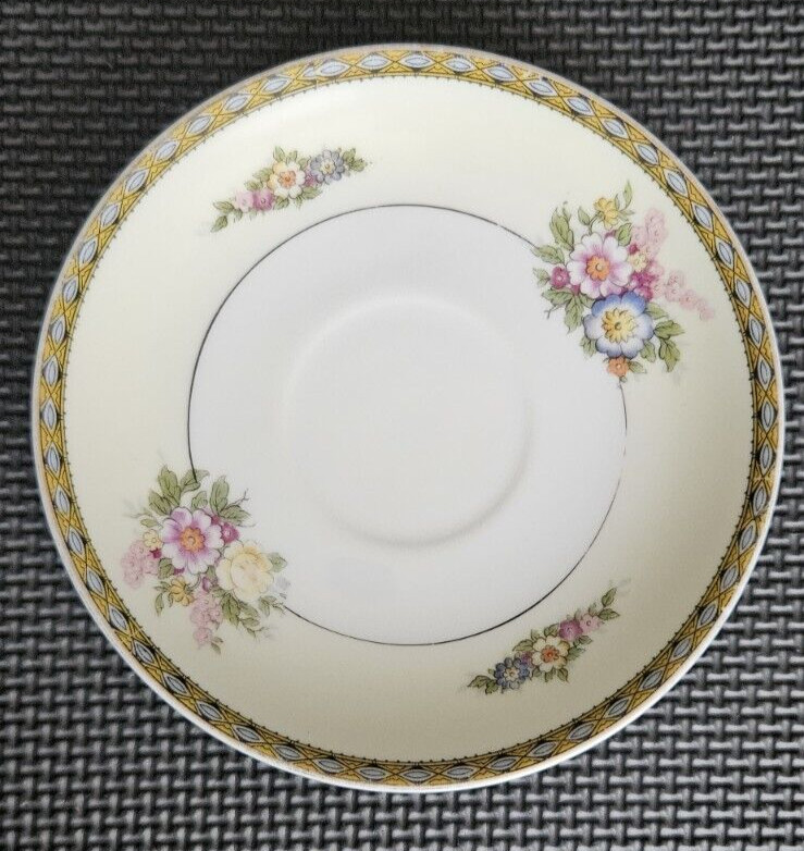 4 VTG Noritake Juanita Plate Bowl Set W/ RARE “Pre-Patent Soup Bowl (no flowers)