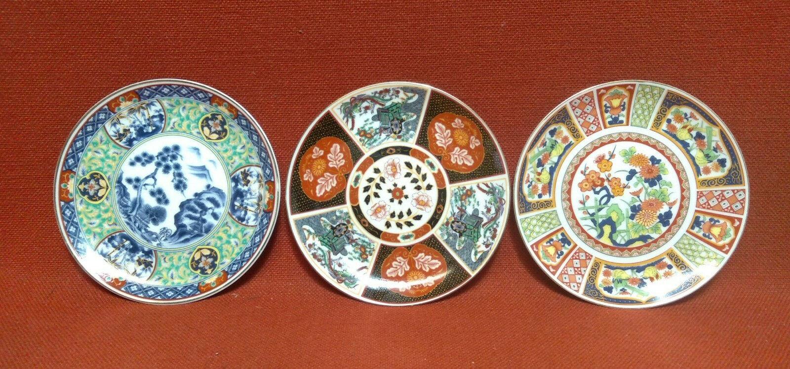 3 Porcelain Imari Wall Plaque Decorative Plates Made Japan Floral Painted 6.3/8″