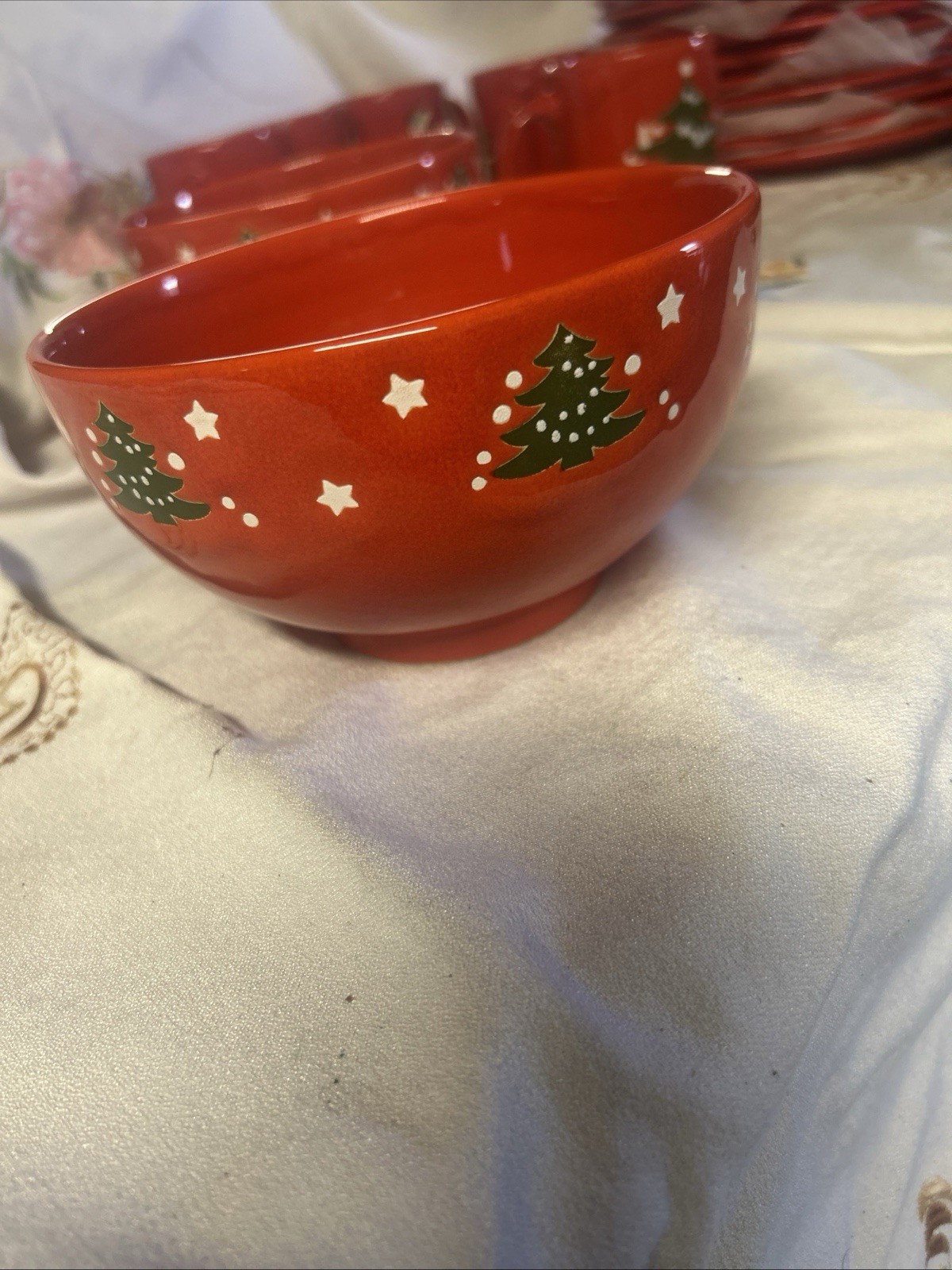 Waechtersbach CHRISTMAS TREE PATT., (8) Salad Plates 7.75″, (2) Bowls
