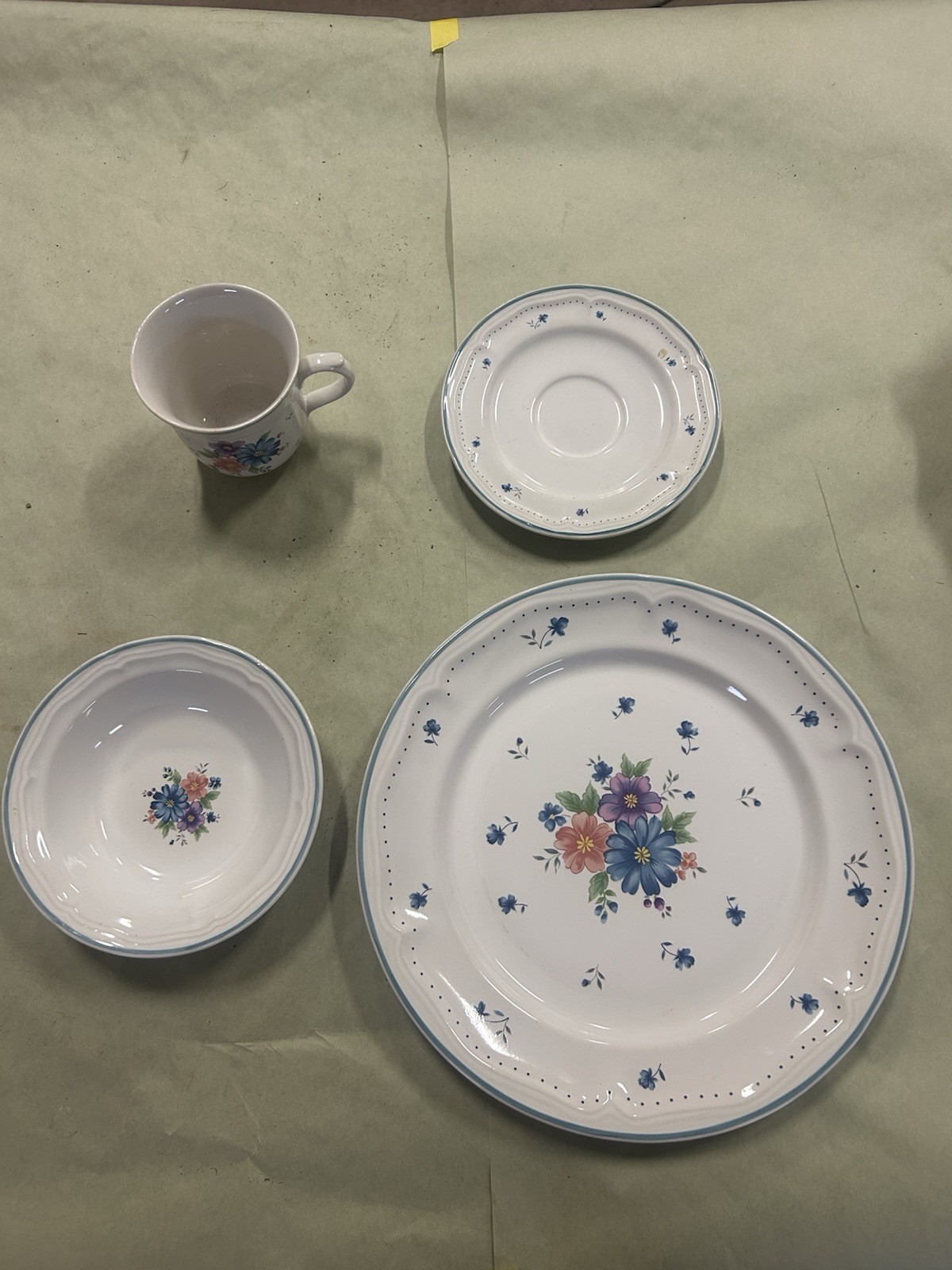 Four Piece Set A Provincial Bouquet Stoneware JPM Marketing Thailand