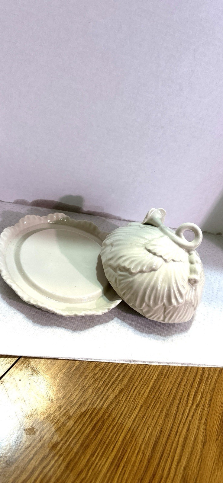 Silvestri Ceramic Butter / Cheese Dish With Cabbage Leaf Domed Lid 7”X 4.25”