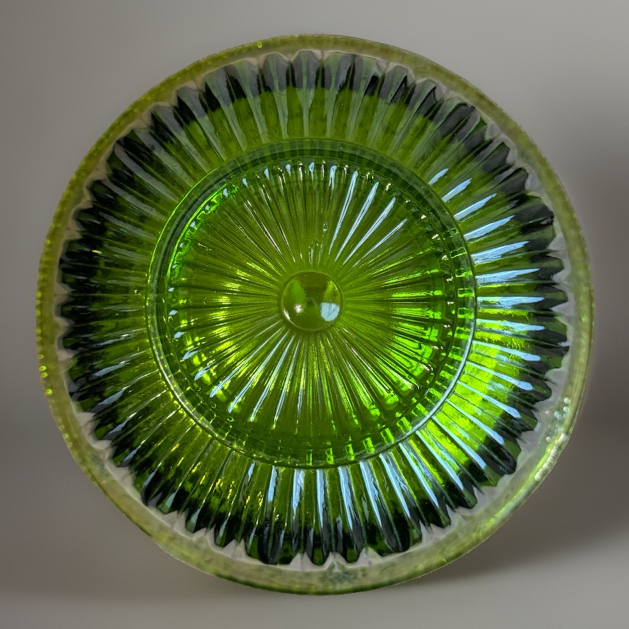 Vintage Indiana Glass Green Carnival Harvest Grape Punch Bowl 12 Cups 9 Hooks