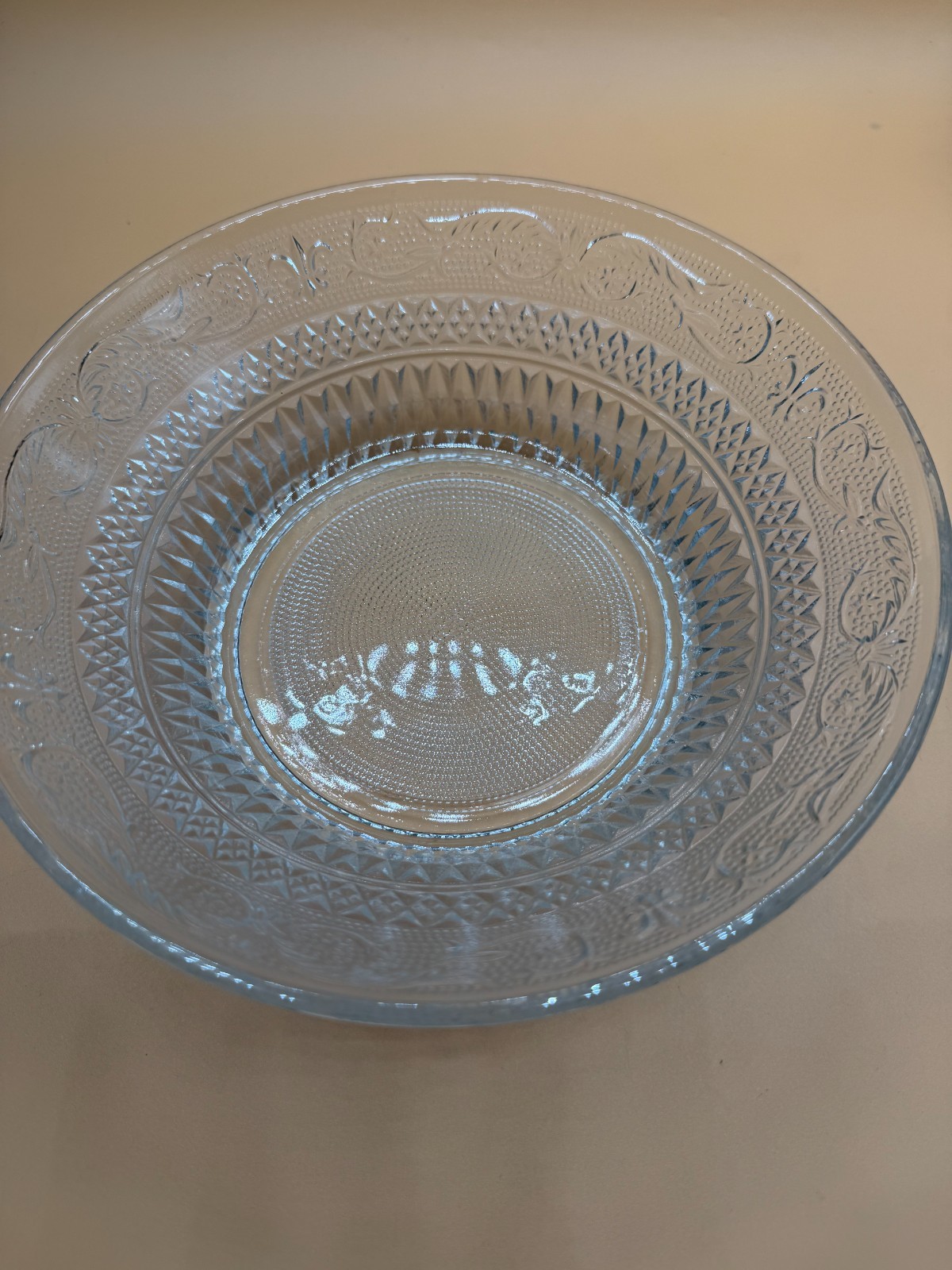 Vintage KIG Malaysia 8.5” Fleur De Lis Pressed Glass Serving Bowl