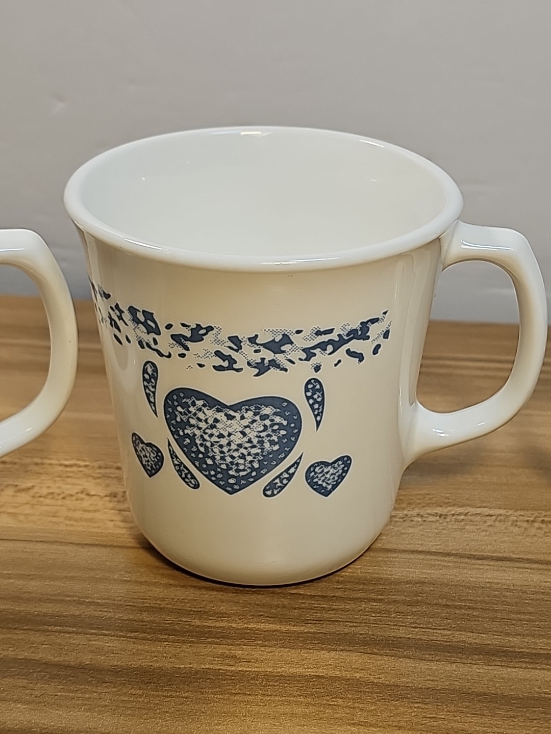 Corelle Corning Blue Hearts Coffee Mug / Cups USA Made set of 4