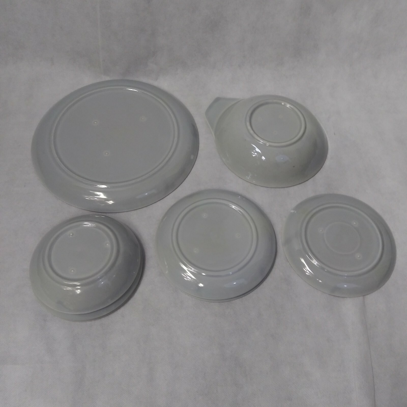 8 Pcs Hollydale Malibu Modern Gray Dinner Plate Soup Bowls Bread Plates Saucer