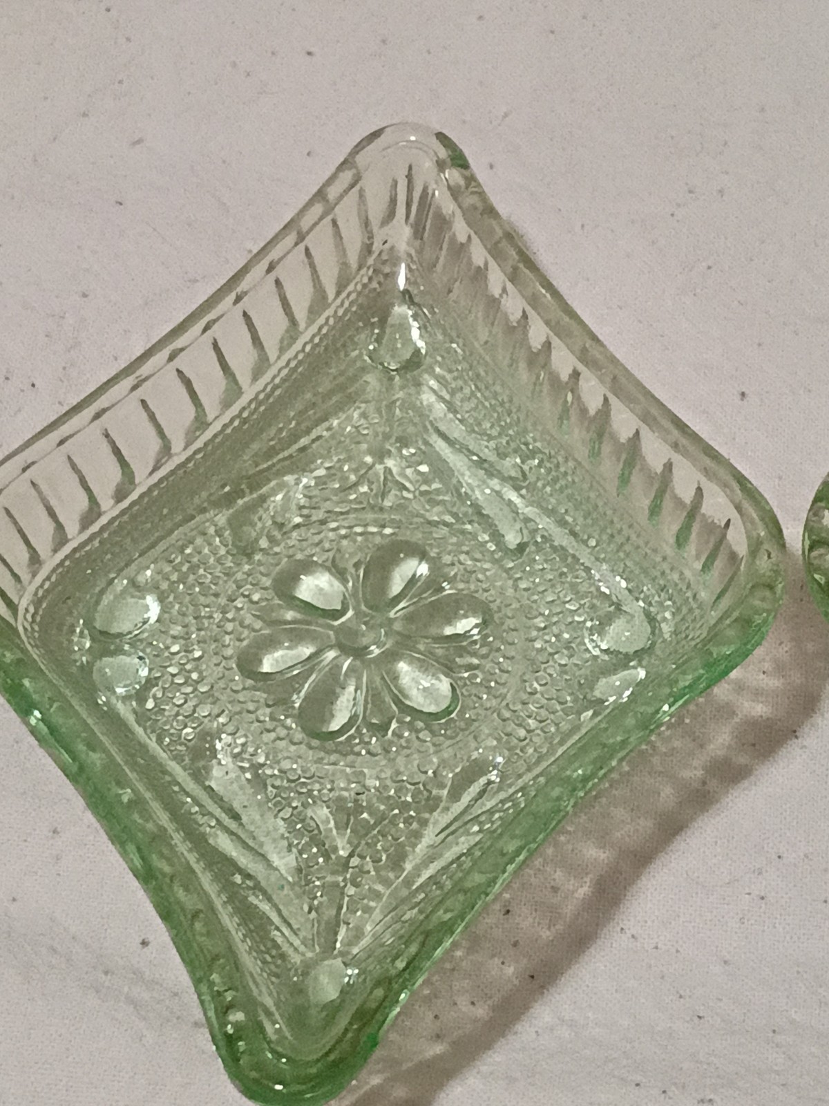 Vintage Pair Tiara Indiana Glass Chantilly Trinket Dish’s Green
