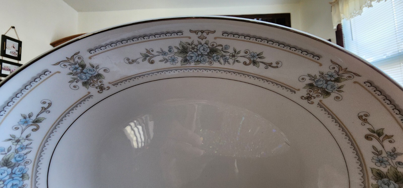 Elington Vegetable Bowl 10 1/2″ W Wade Porcelain Oval White Blue Platinum Trim !