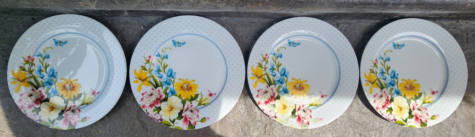 4 Vintage Katie Alice English Garden Dinner Plates. England. 10.5″