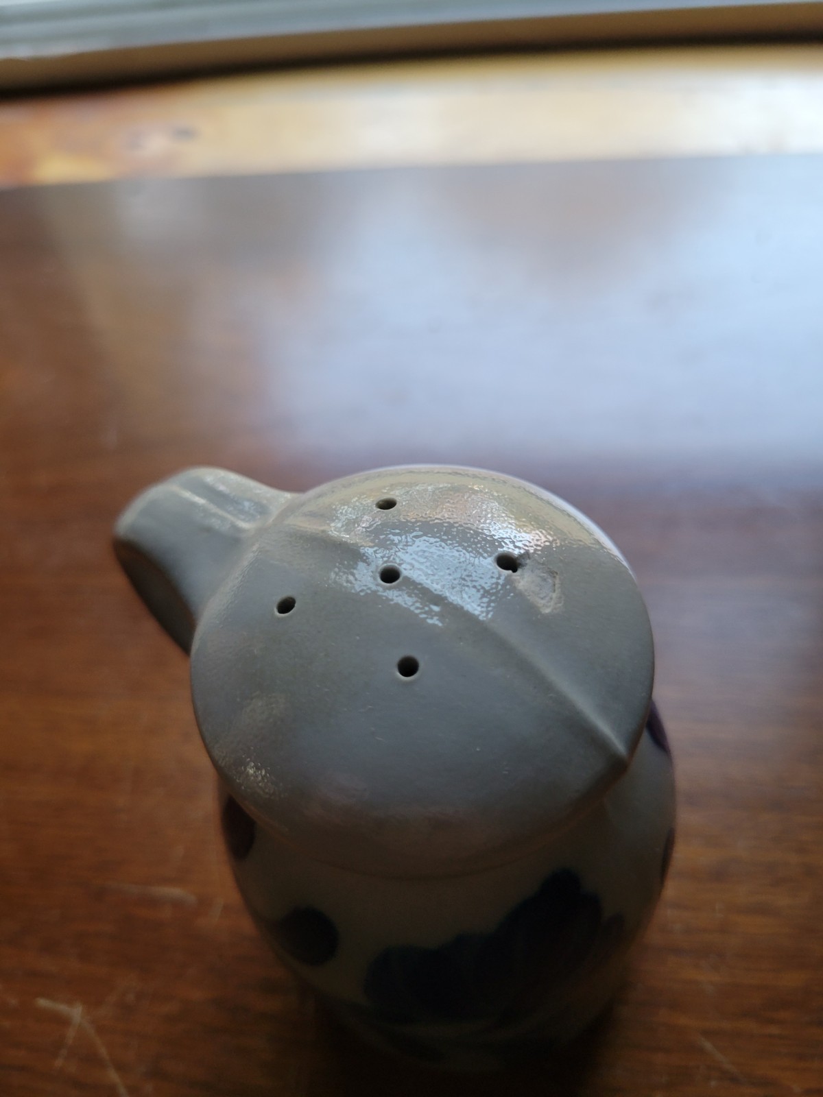 Salmon Falls Stoneware Blue Pennsylvania Salt Glaze Salt or Pepper Shaker