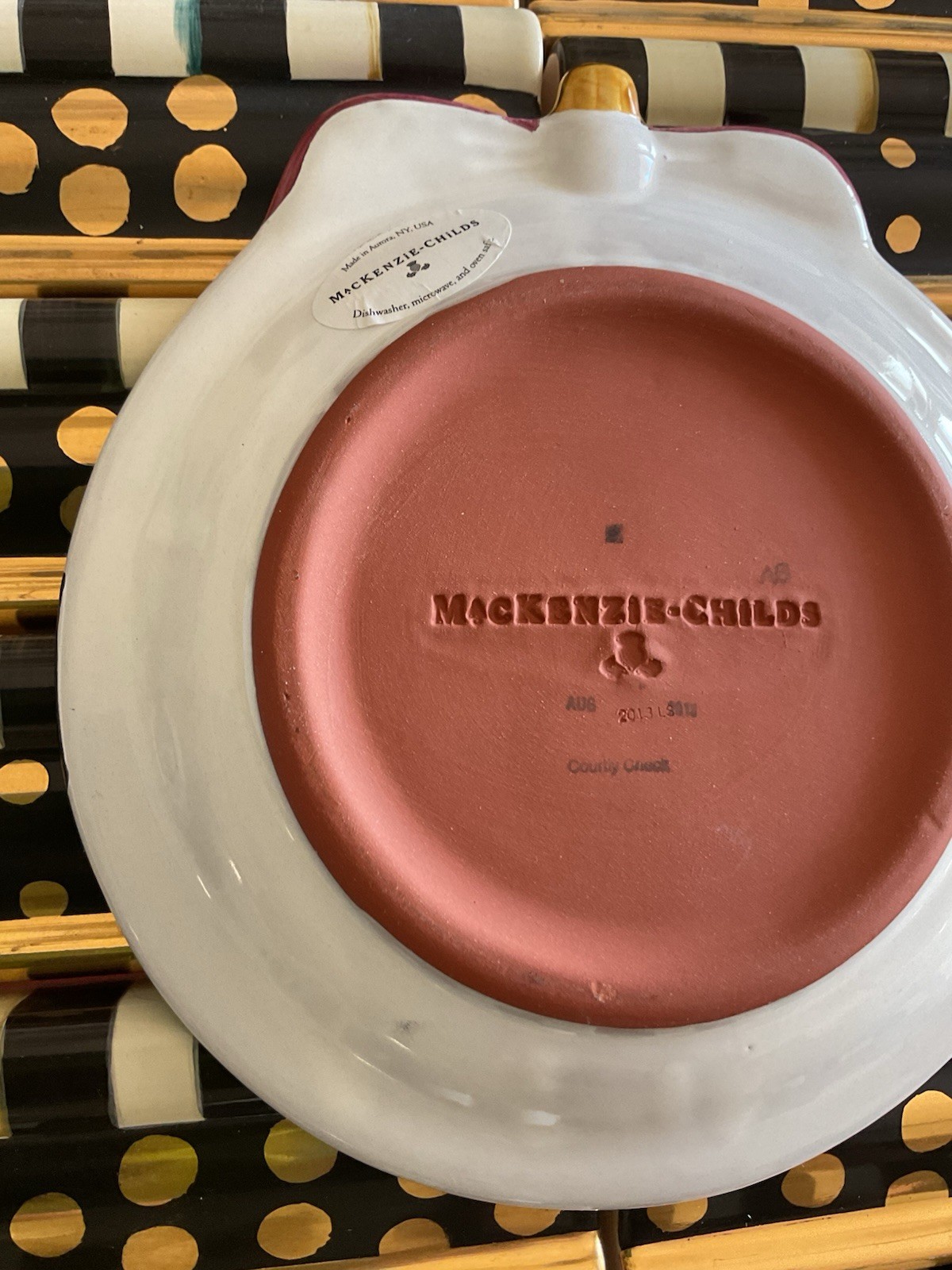 MACKENZIE-CHILD’S COURTLY CHECK CERAMIC CHRISTMAS ORNAMENT PLATE