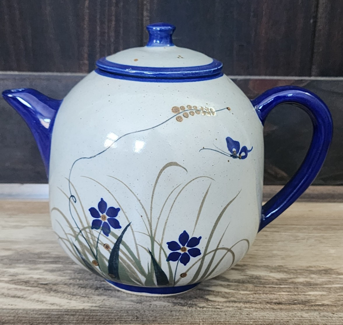 Teresa Duran Xochiquetzal Tonala Butterfly Teapot | Signed | 5.5″ x 5.5″