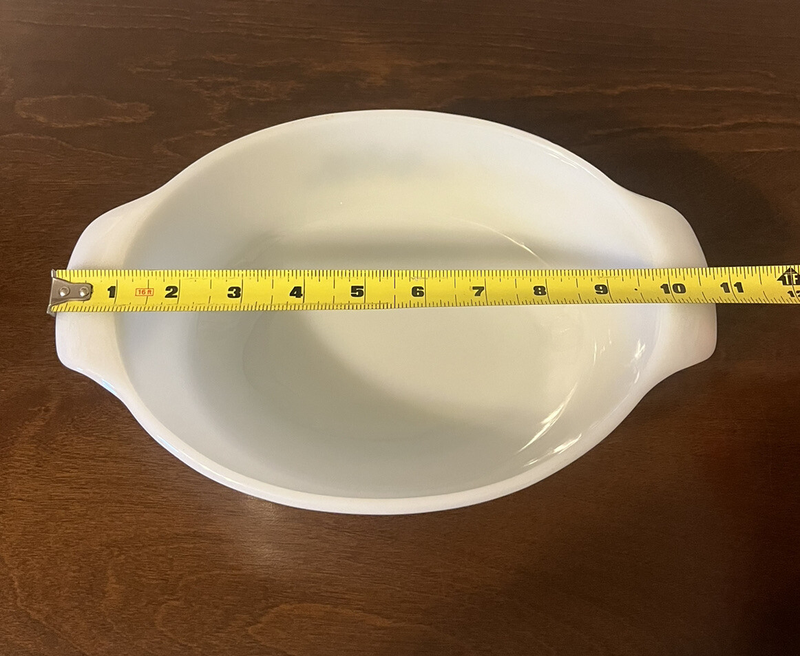 Anchor Hocking Milk Glass Blue Cornflower 1.5 Qt Oval Lid Covered Casserole #433