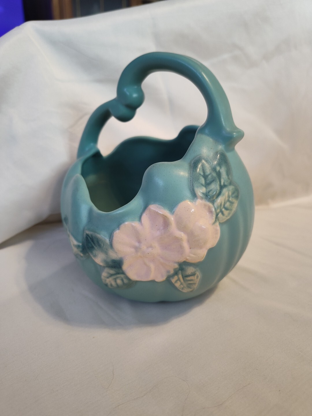 Weller Pottery Wild Rose Basket Matte Green Pink Bowl