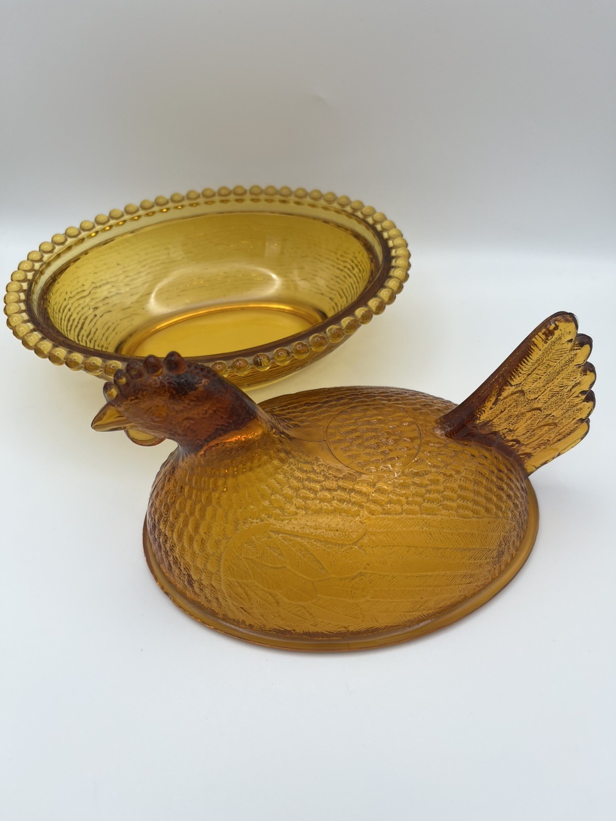 Vintage Indiana Glass Amber Hen on Nest Covered Candy Dish Chicken Beaded Rim 7″