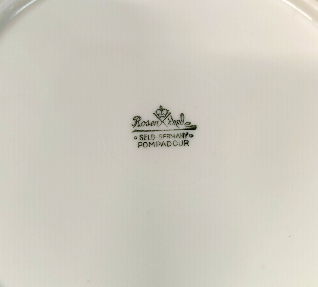 Rosenthal Moss Rose Pompadour 11 Inch Round Vegetable Bowl
