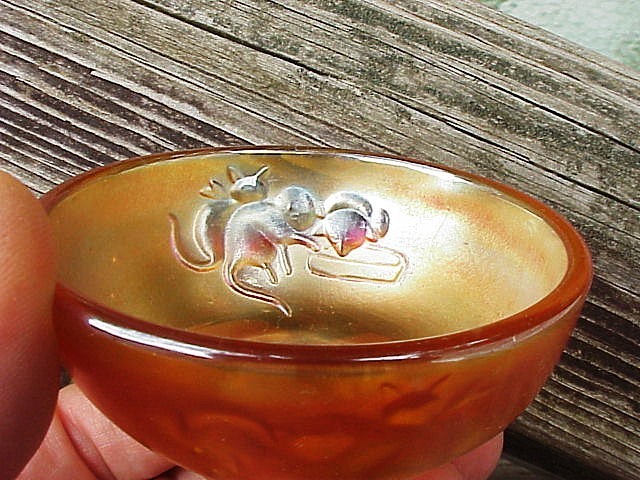 Fenton Kittens Marigold Carnival Glass 1½”Hx3¼” dia. Cereal Bowl 2 SETS KITTENS