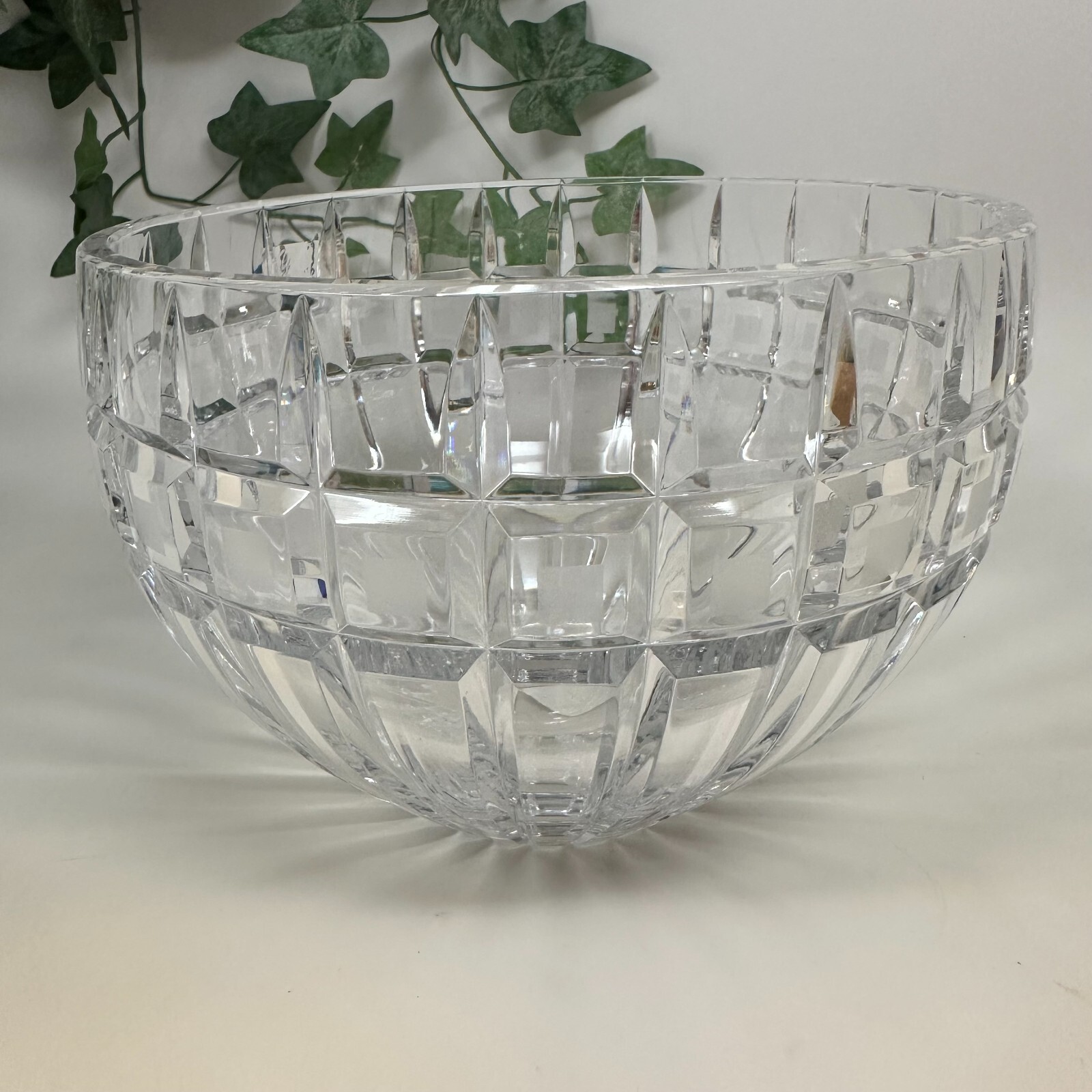 WATERFORD Marquis QUADRATA BOWL, Cut Frosted Crystal 8″ Excellent Condition!