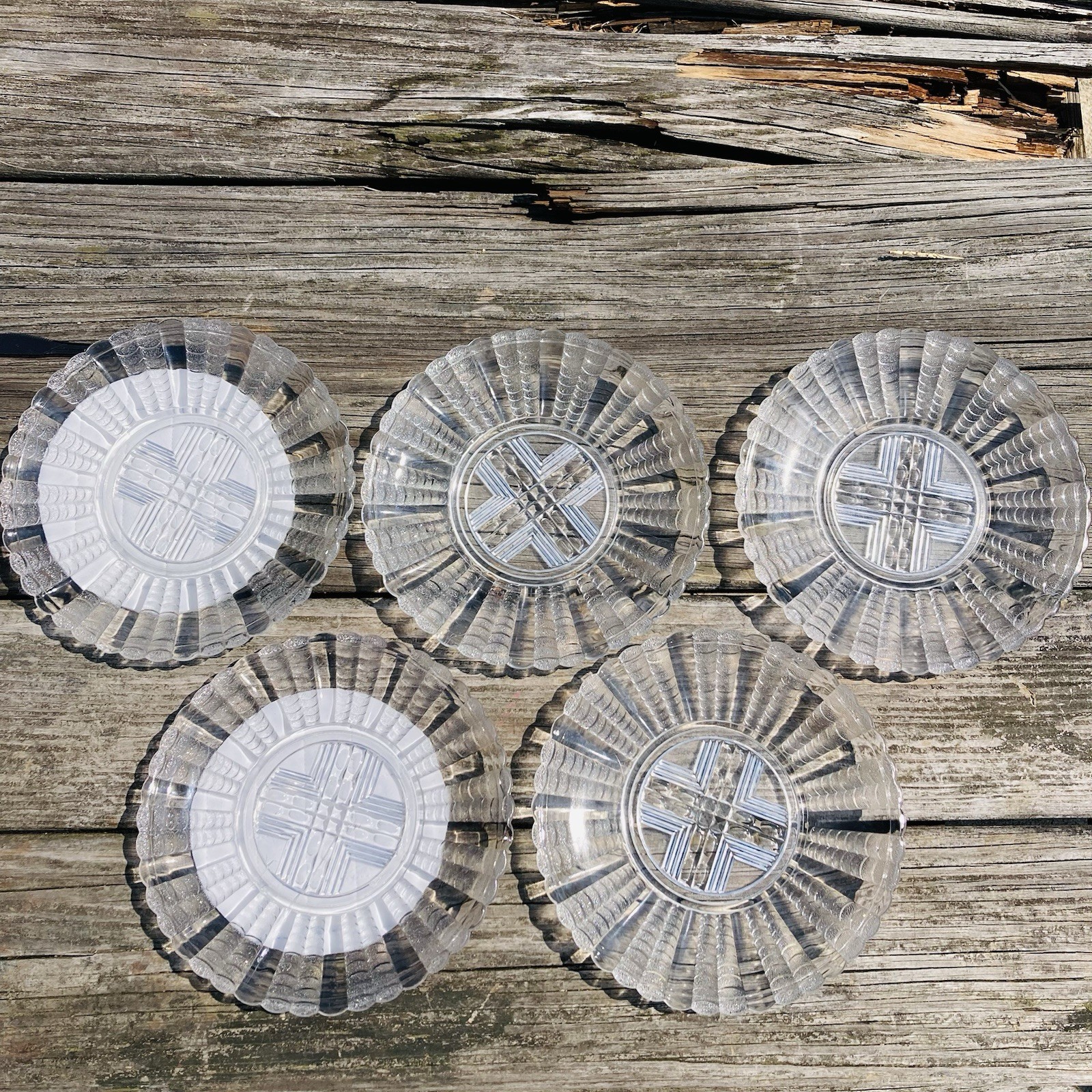Set Of 5 EAPG Bryce Brothers Coral aka Fishscale 8” Round Pattern Glass Plates
