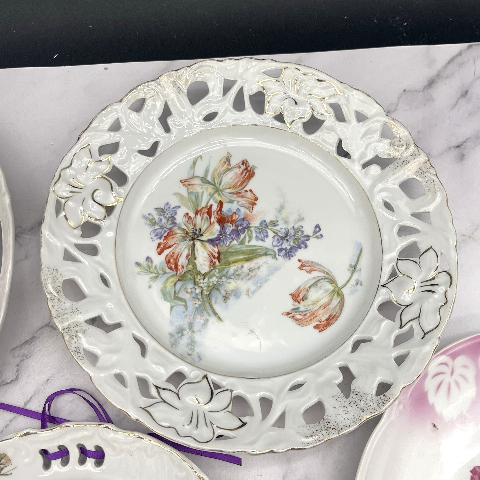 Vintage Reticulated Plates Flowers Cottage Core Shabby Wall Gallery Decor – Lot