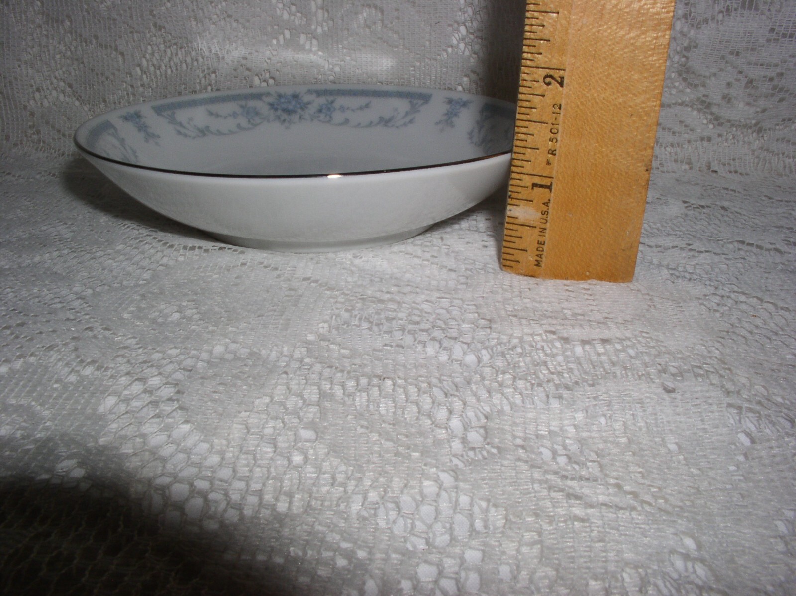 Sheffield Blue Whisper Fruit Berry Bowl 5-1/2″