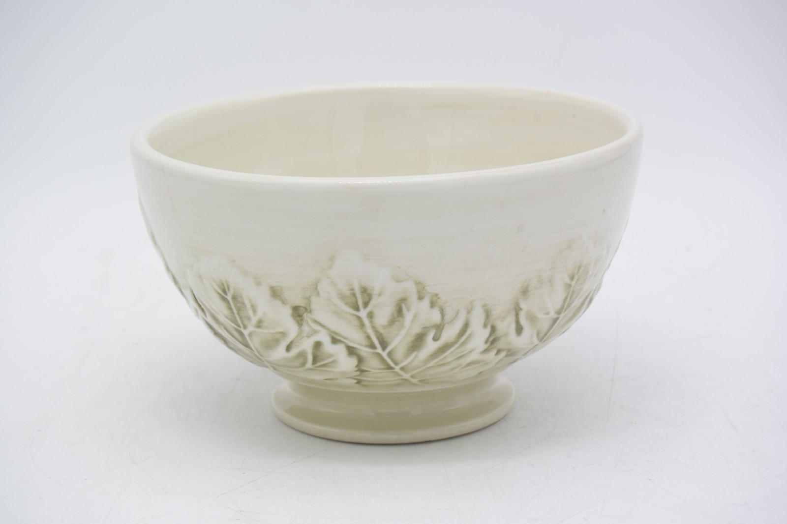 4 WILLIAMS SONOMA NAPA SAGE SOUP CEREAL BOWL 6.5″ EMBOSSED GRAPES LEAVES ~ ITALY