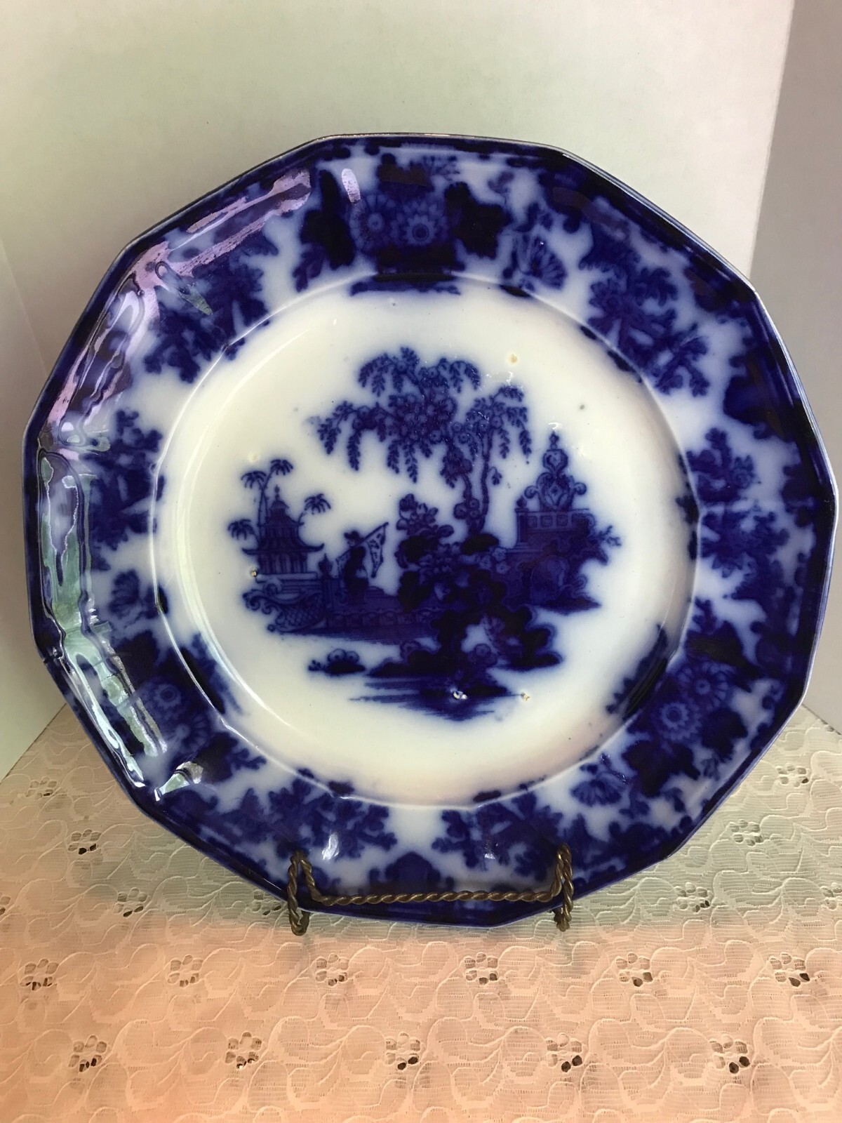 Antique Flow Blue Scinde Ironstone 10″ Dinner Plate – J & G Alcock