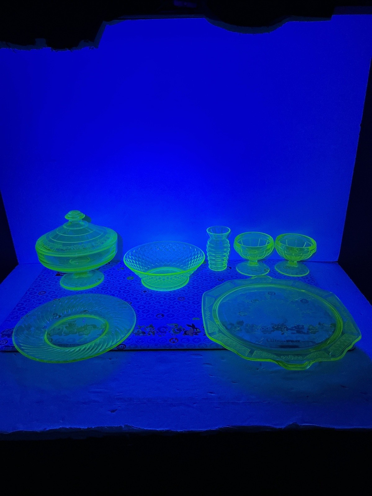 Mixed Lot 7 Piece Vintage Uranium Glass – Candy Bowl – Desert Bowl – More! Look!
