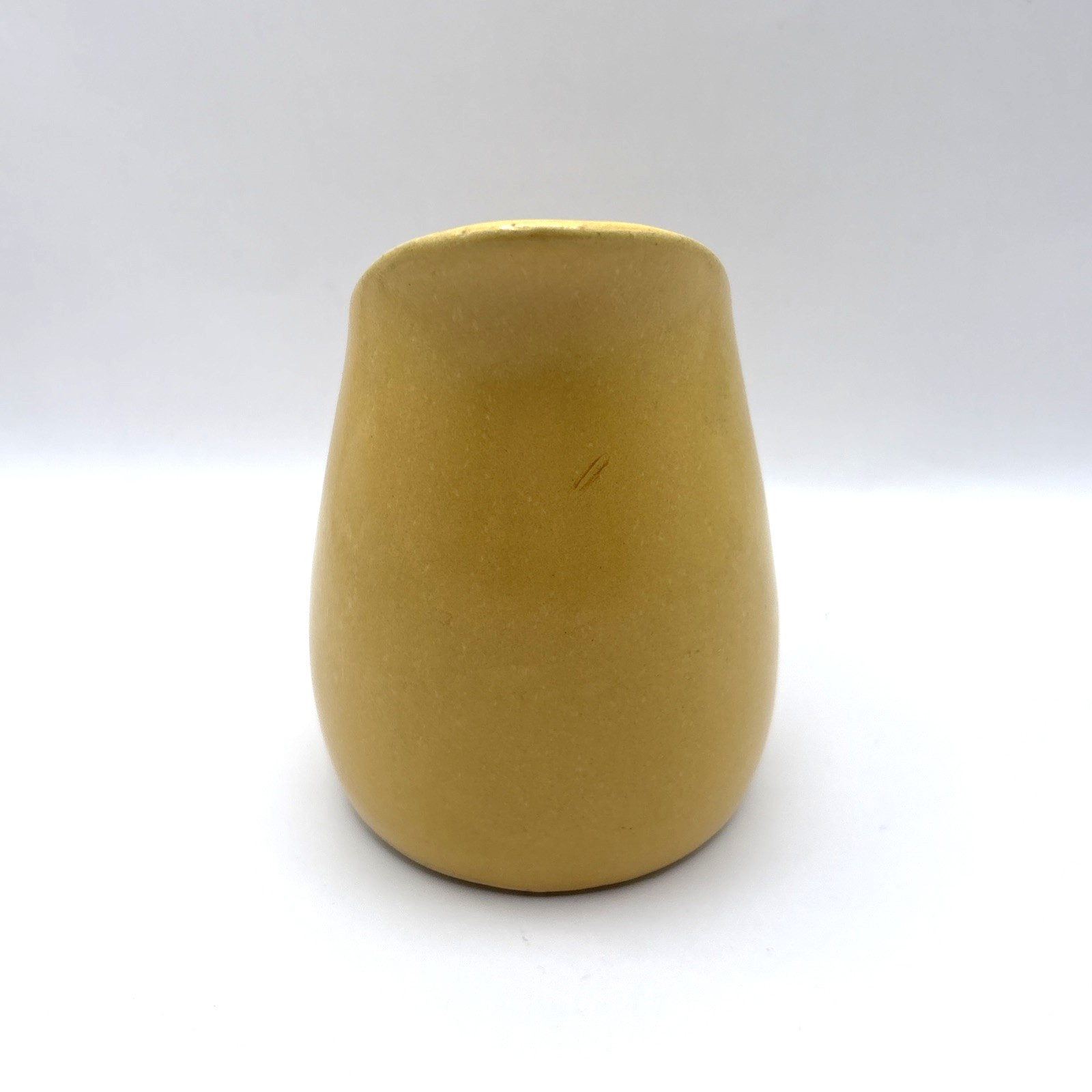 VTG Retired La Solana Yellow Creamer 4.75 ” Pottery made in Scottsdale AZ 1950s